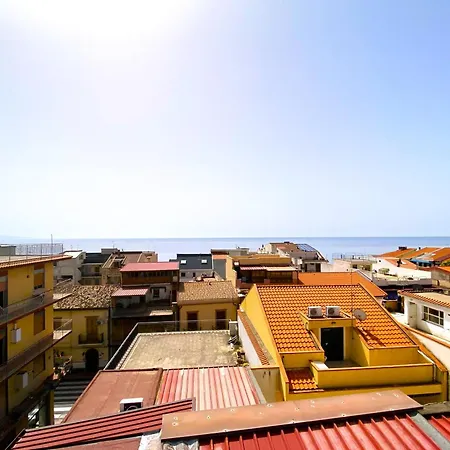 La Terrazza Bella Sicula アパート *
